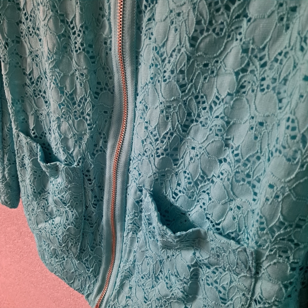 Denim & Company Blue Floral Sweatshirt - Picture 5 of 6